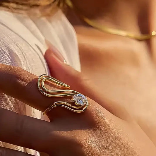 Bague Ovale Abstraite en Or 18K Monarque avec Zircon Cubique