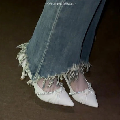 Talons aiguilles blanc pointu chic