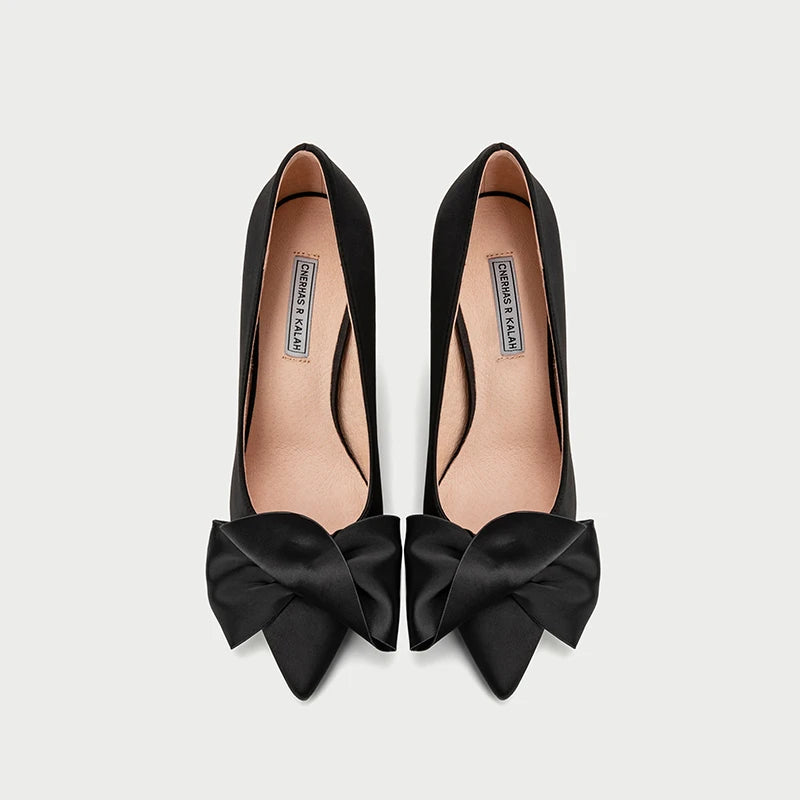 Talons aiguilles avec nœud