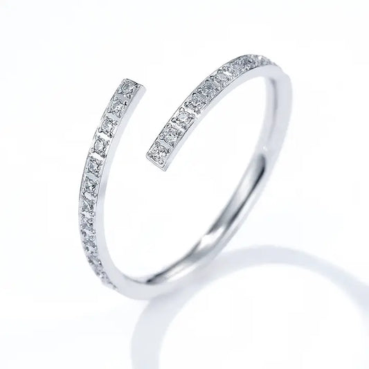 Bague enlacée strassée en acier inoxydable